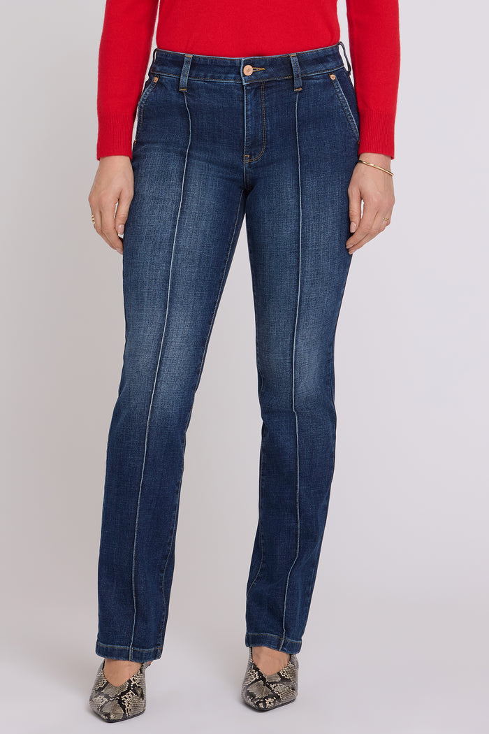 Marilyn Straight Jeans In Petite - Skylark