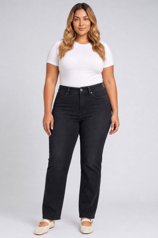 Marilyn Straight Jeans In Plus Size - Helleborus