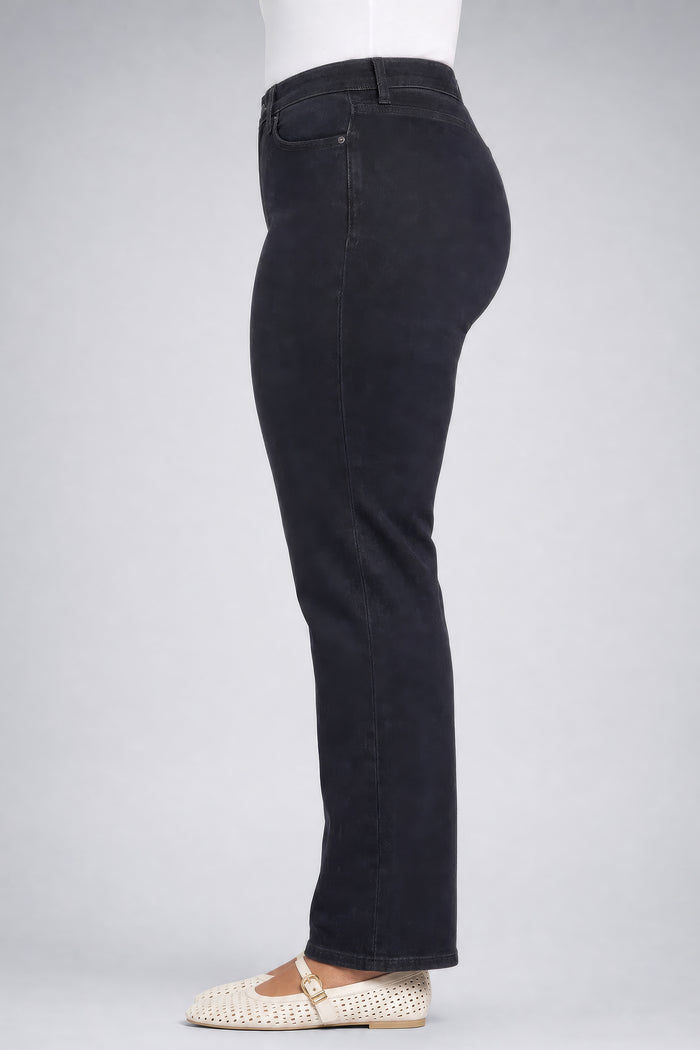 Marilyn Straight Jeans In Plus Size - Helleborus