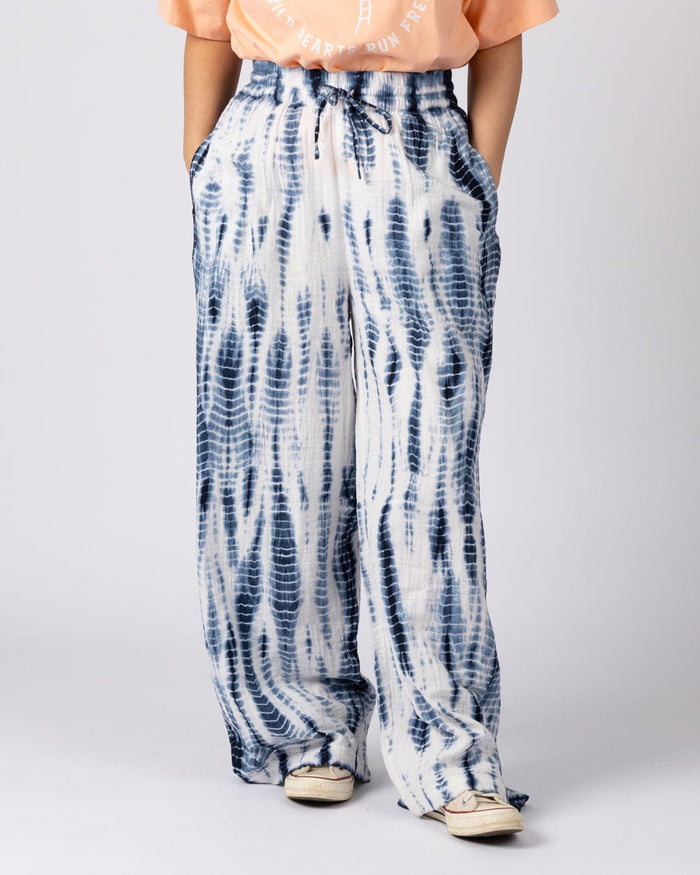 Melda  Womens Tie Dye Trouser in Blue