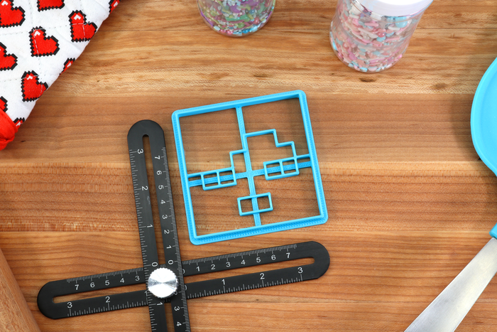 Minecraft Familiar Faces Set 1 Cookie Cutters- Alex, Cow, Steve, Villager, Wolf