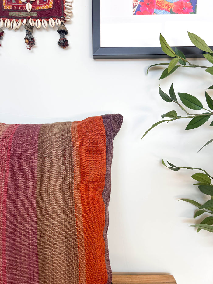 Minna Kilim Pillow (18x18)