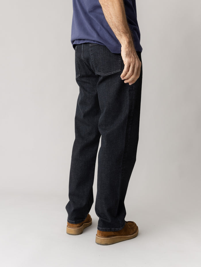 Modelshot / Dark Grey Denim / Detail