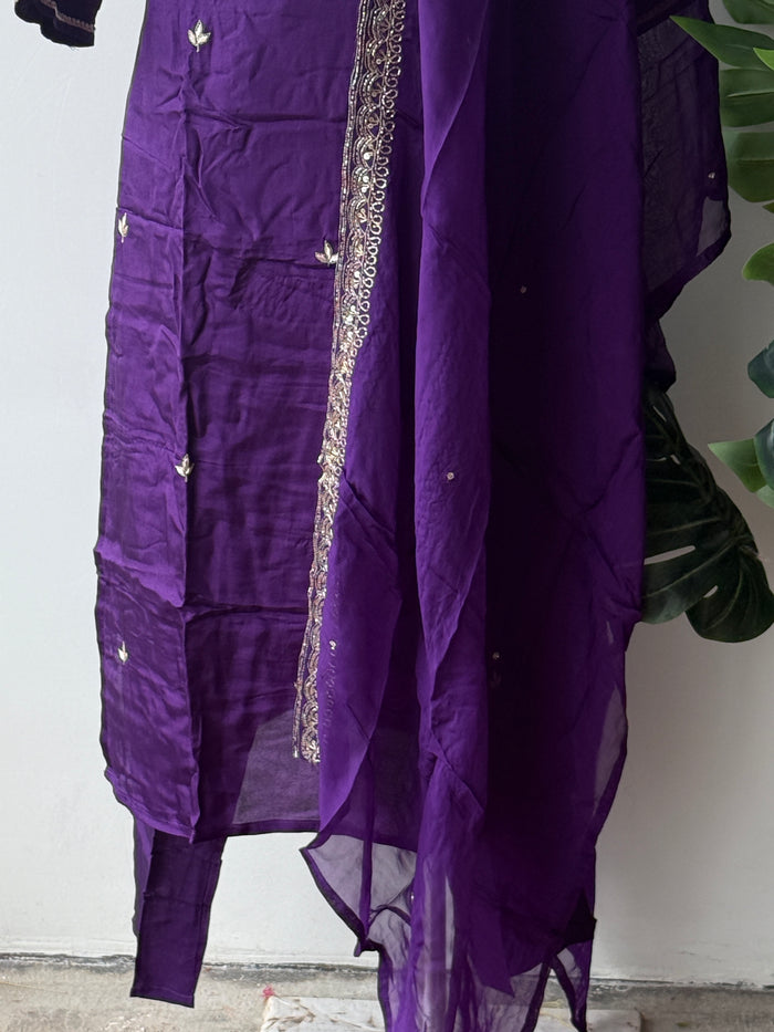 Neck work muslin kurta pant set