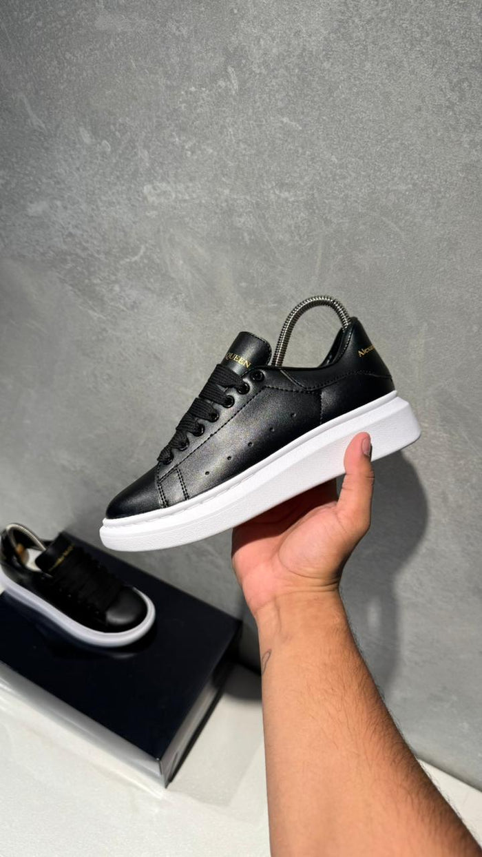 ALEXANDER MCQUEEN NEGRO BLANCO