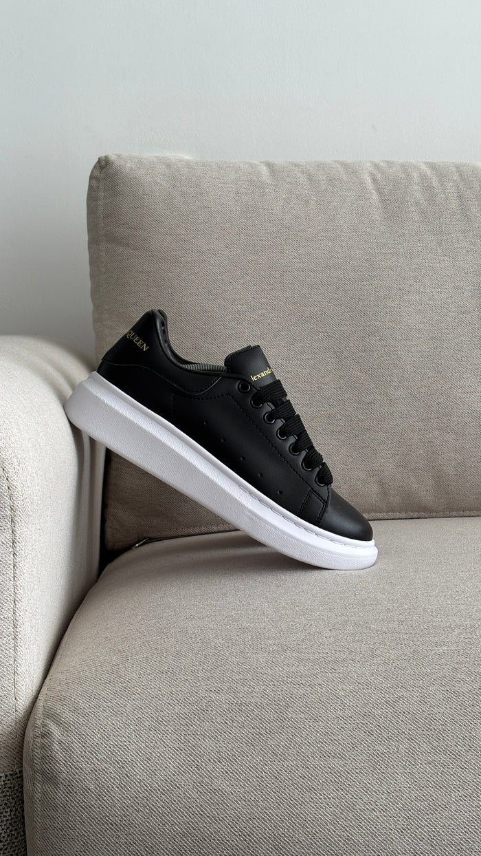 ALEXANDER MCQUEEN NEGRO BLANCO