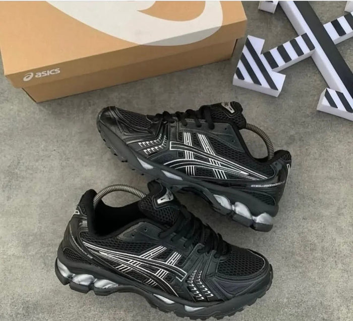 ASICS NEGRO LINEA BLANCA