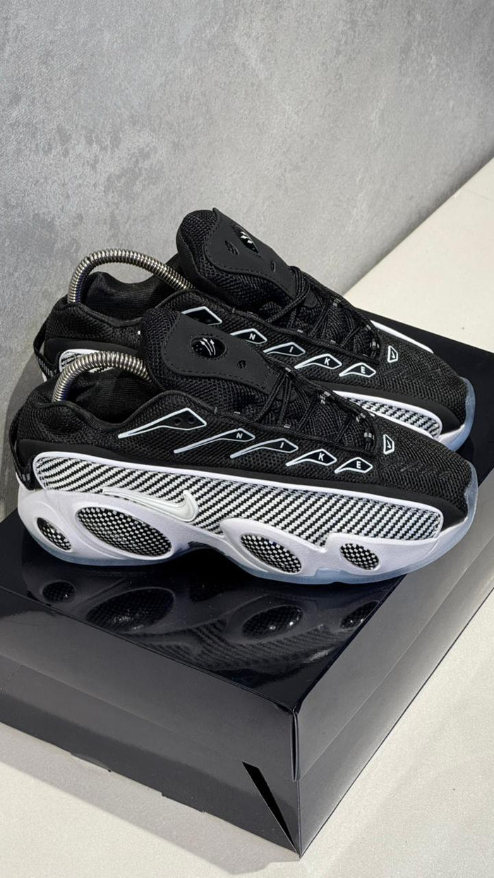 NIKE NOCTA NEGRO BLANCO