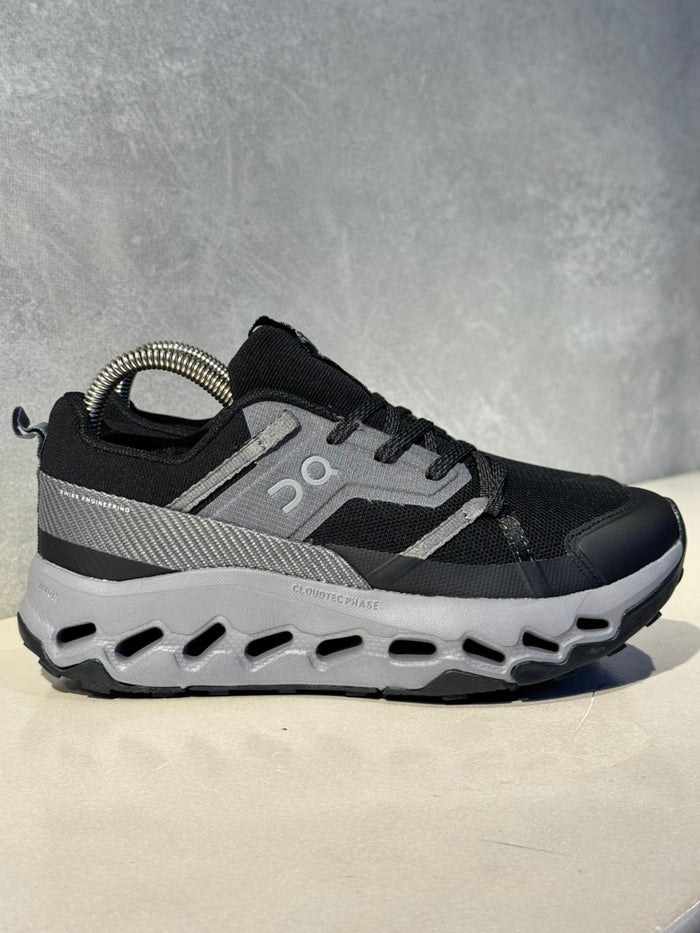 ON CLOUD Z NEGRO GRIS