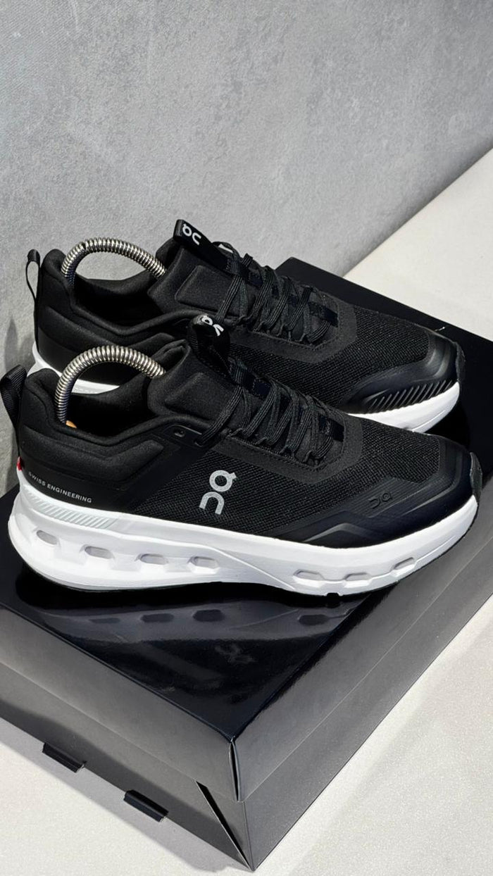 ON CLOUDTEC  NEGRO BLANCO