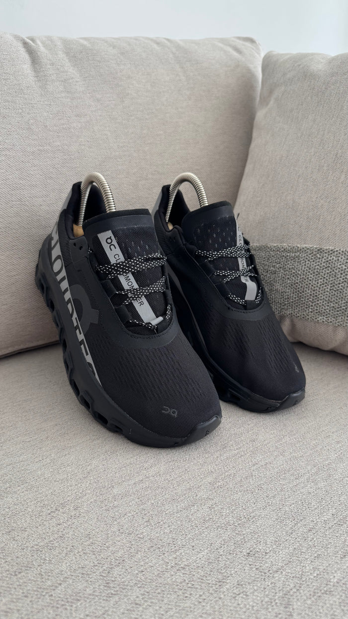 ON CLOUDTEC NEGRO
