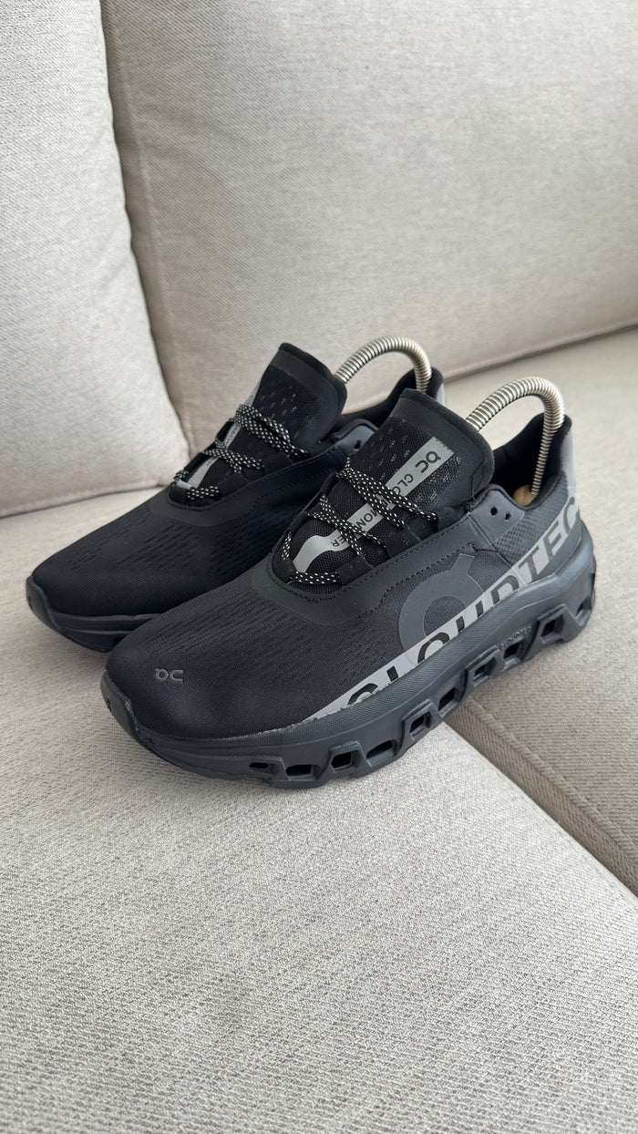 ON CLOUDTEC NEGRO