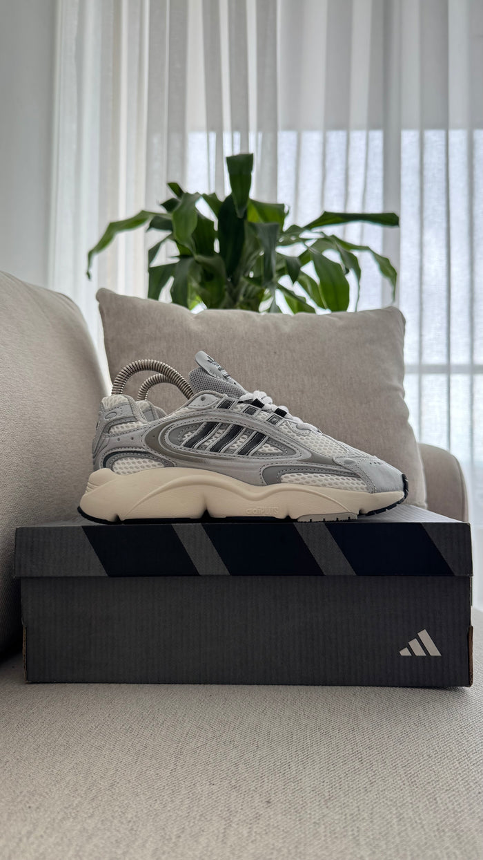 ADIDAS OZMILLEN GRIS NEGRO