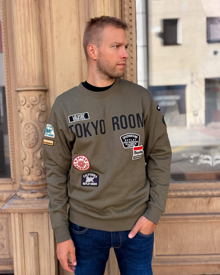 PÁNSKÁ MIKINA REPLAY "TOKYO ROOM" S NÁŠIVKAMI