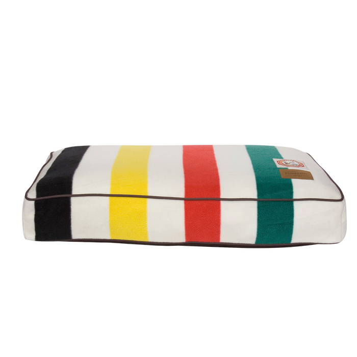 BOULDERBARKS-PENDLETON-DOG-BED-WHITE-RED-GREEN-YELLOW-GLACIER-NATIONAL-PARK