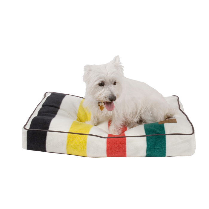 BOULDERBARKS-PENDLETON-DOG-BED-WHITE-RED-GREEN-YELLOW-GLACIER-NATIONAL-PARK