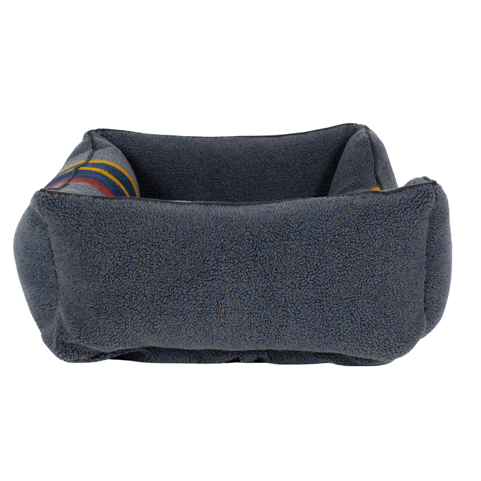 PENDLETON-DOG-BOLSTER-BED-VINTAGE-CAMP-LAKE