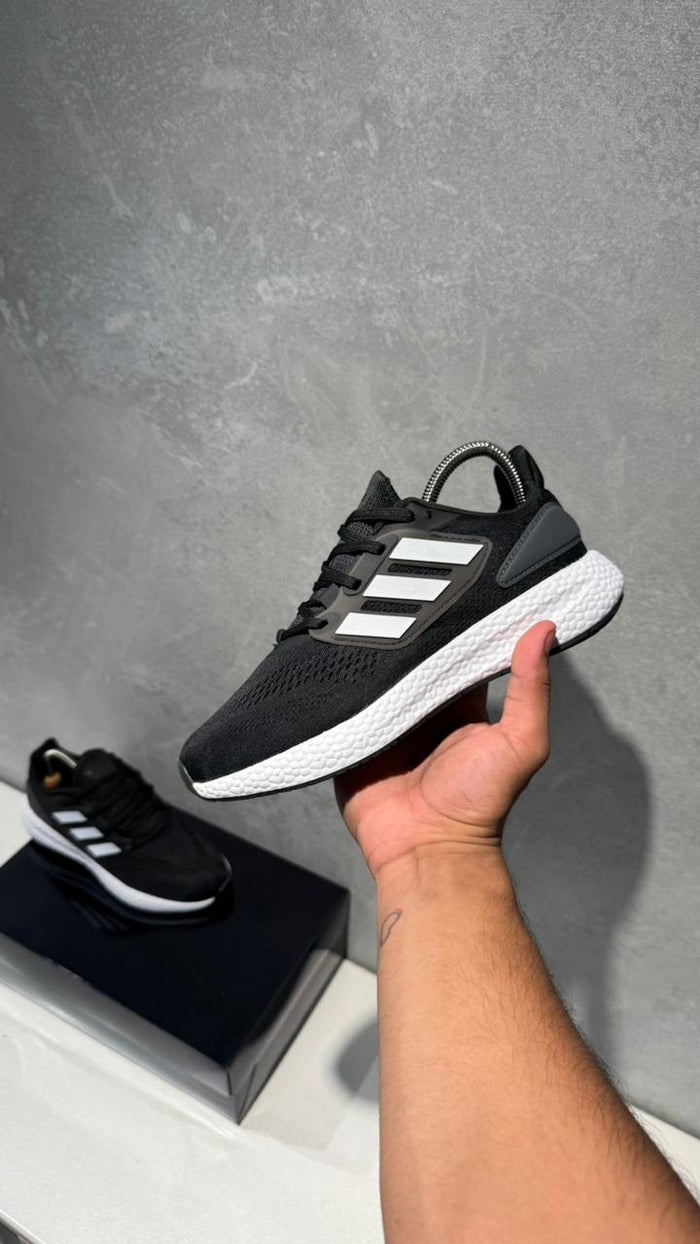 ADIDAS PUREBOOST NEGRO BLANCO