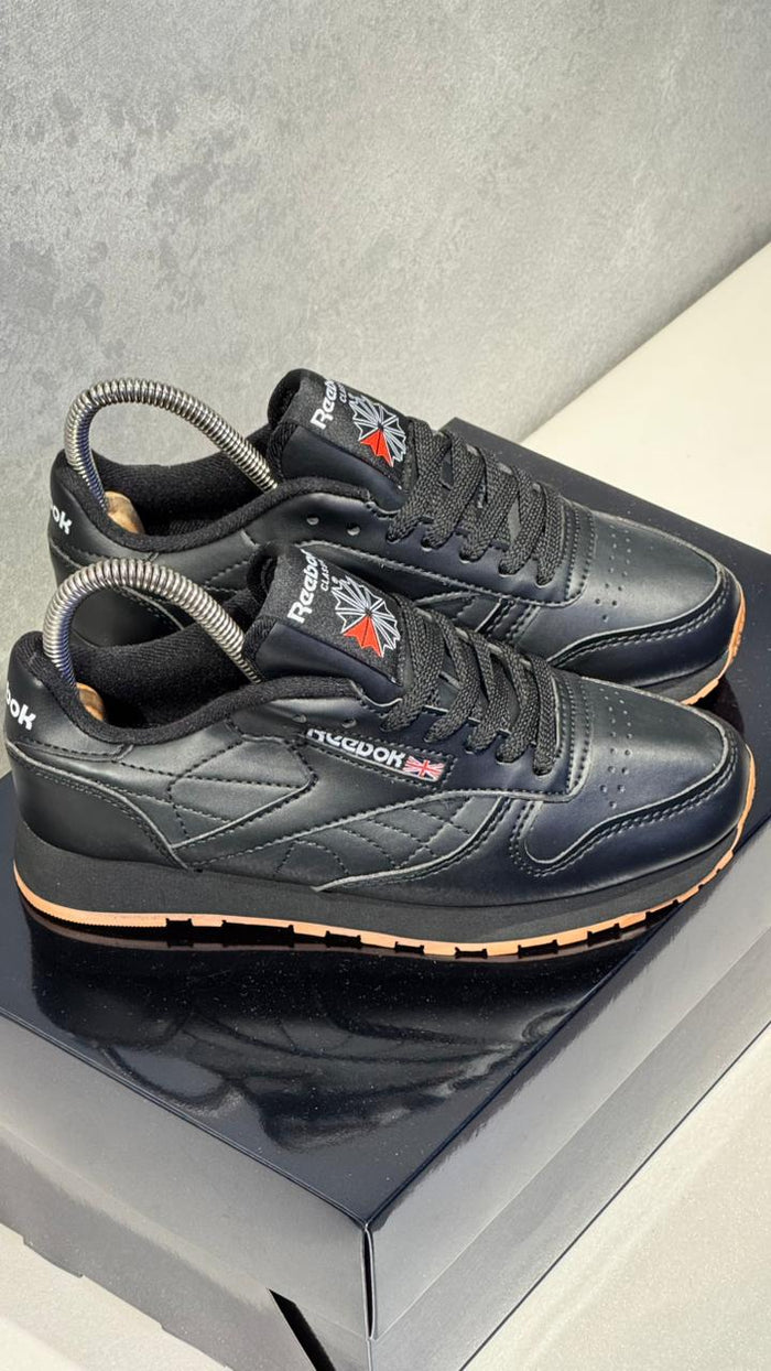REBOOK MASTER NEGRO