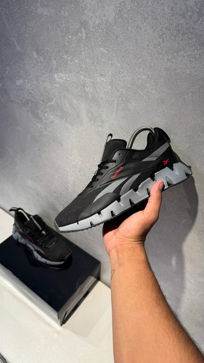 REEBOK NEGRO GRIS PROMO