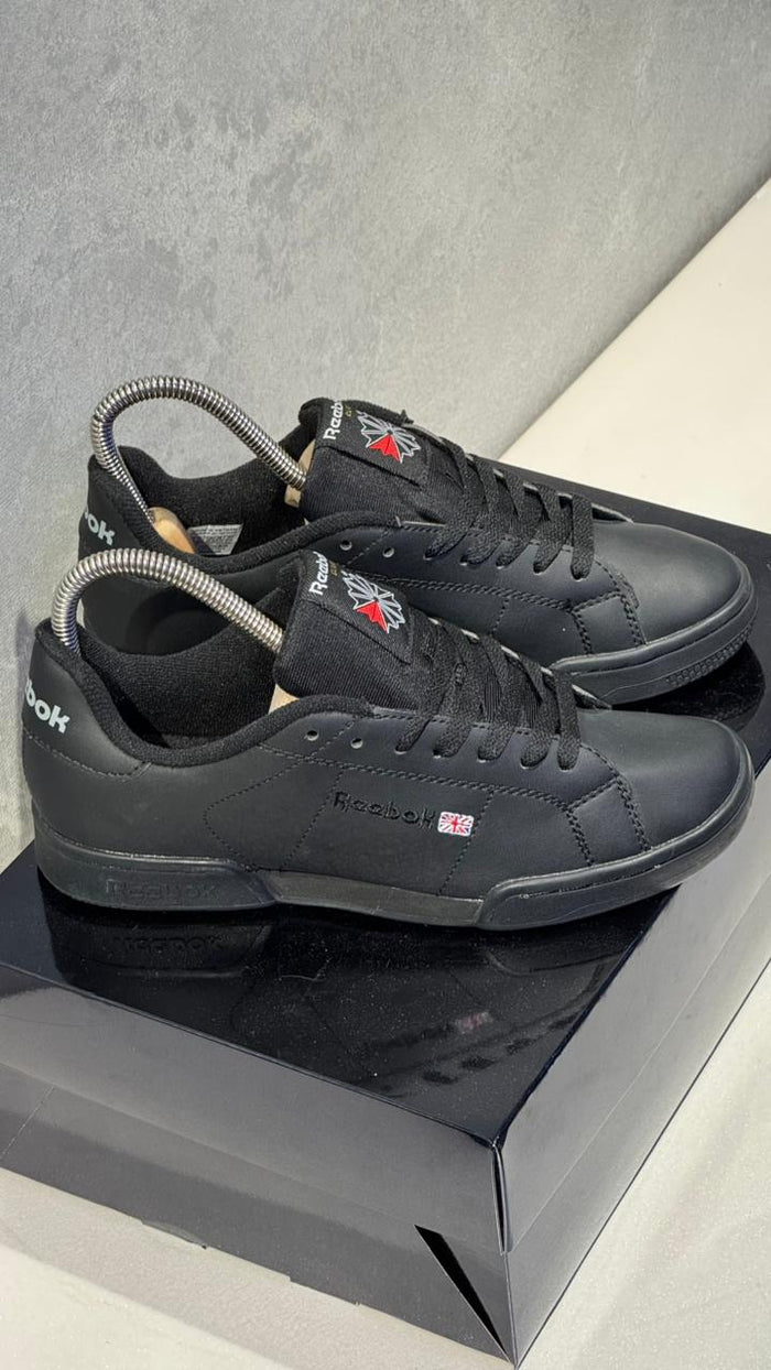 REEBOK NEGRO PROMO