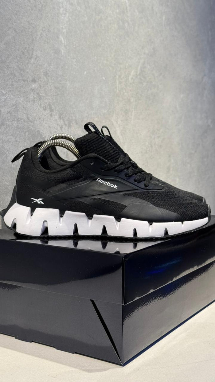 REEBOK SIG NEGRO BLANCO