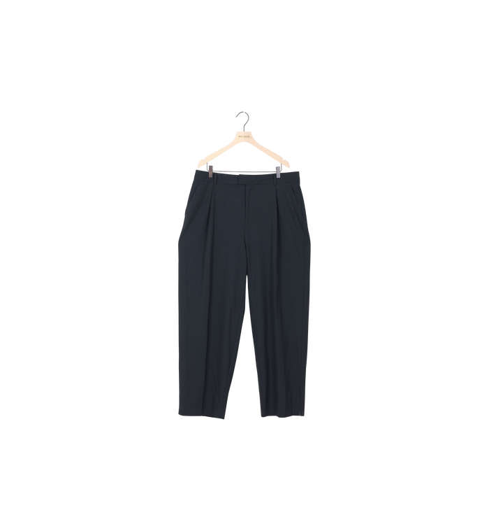 Packshot / Black / ReLoved