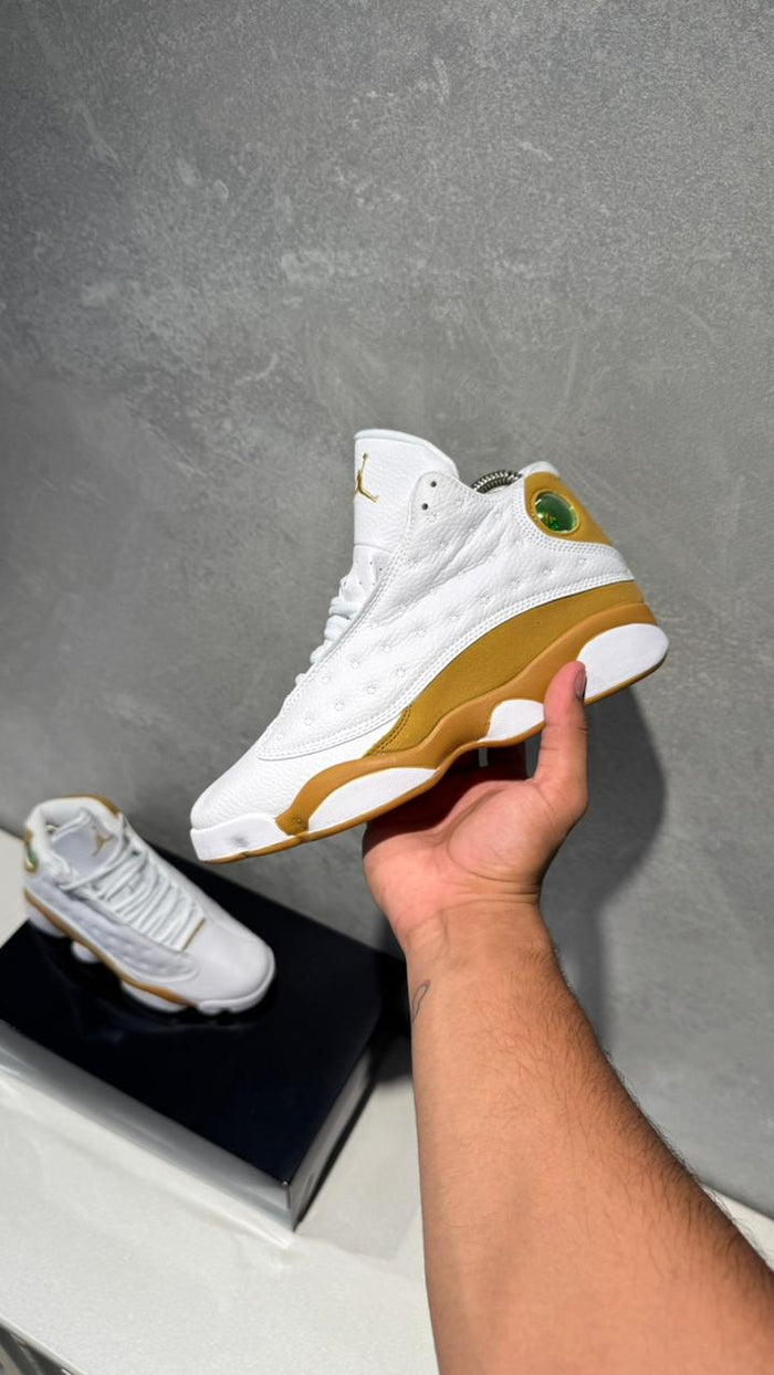 JORDAN RETRO 13 BLANCA DORADA