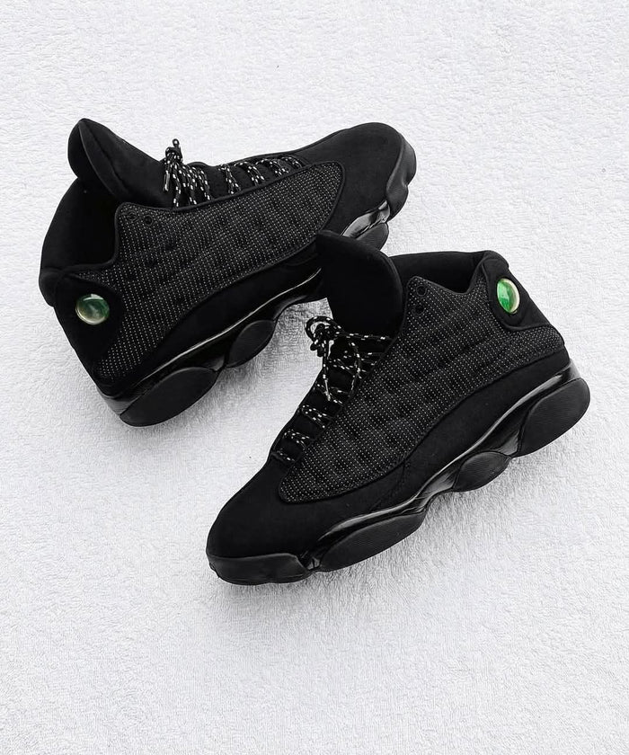 JORDAN RETRO 13 NEGRA