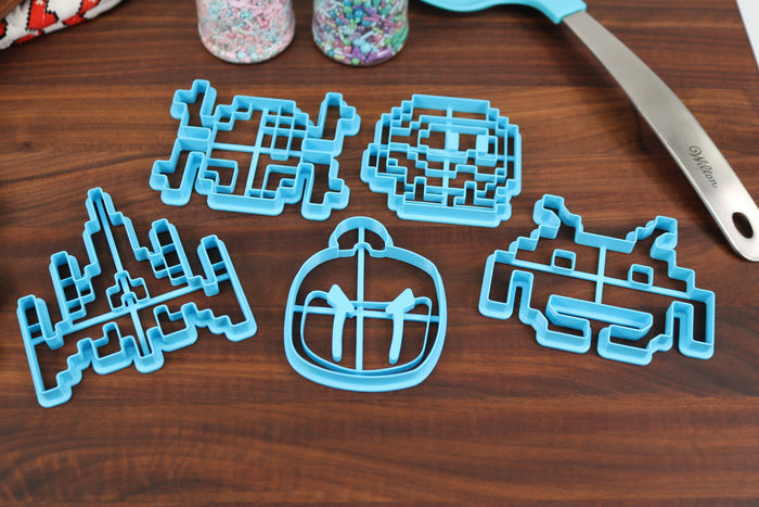 Retro Games Cookie Cutters - Bomb Guy, Froggy, Galaxy Ship, Invader, Pooka - Video Game Retro Icons Baking Gift
