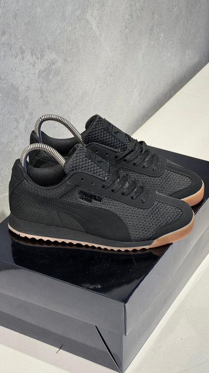 PUMA ROMA NEGRO SUELA DE BOLLO