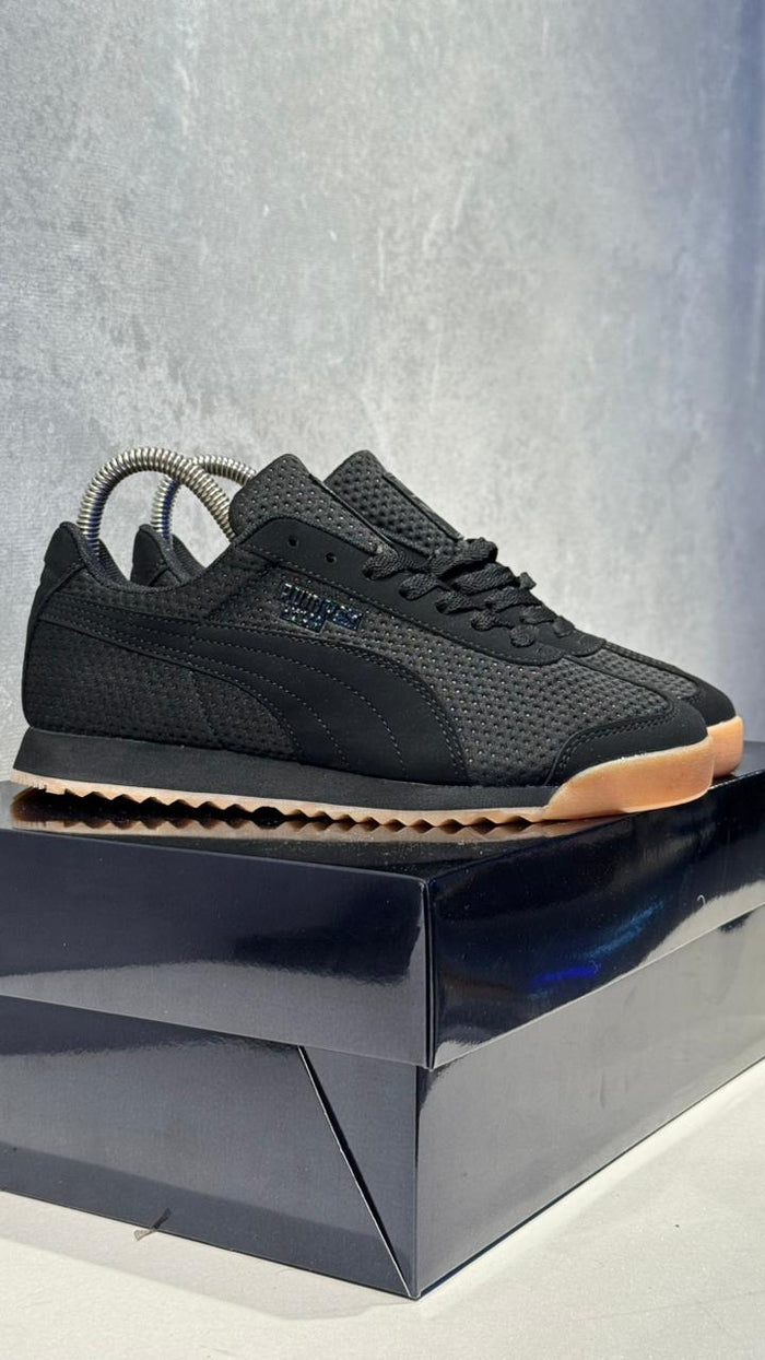 PUMA ROMA NEGRO SUELA DE BOLLO