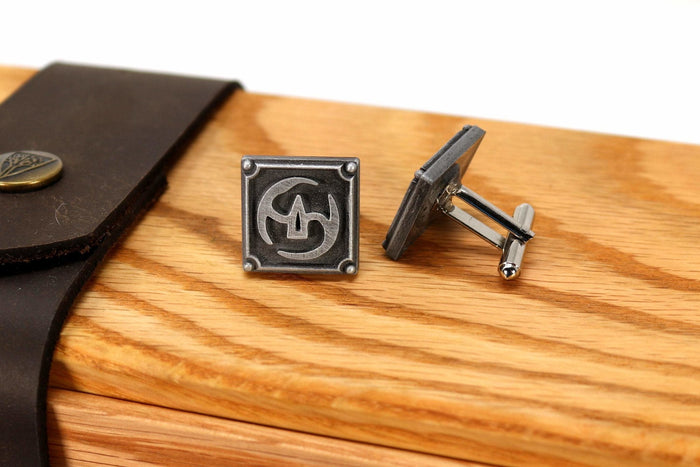 Samurai FFXIV Job Cufflinks - SAM Metal Resin, Final Fantasy 14 FF14 Soul Crystal - LootCaveCo