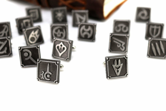 Samurai FFXIV Job Cufflinks - SAM Metal Resin, Final Fantasy 14 FF14 Soul Crystal - LootCaveCo