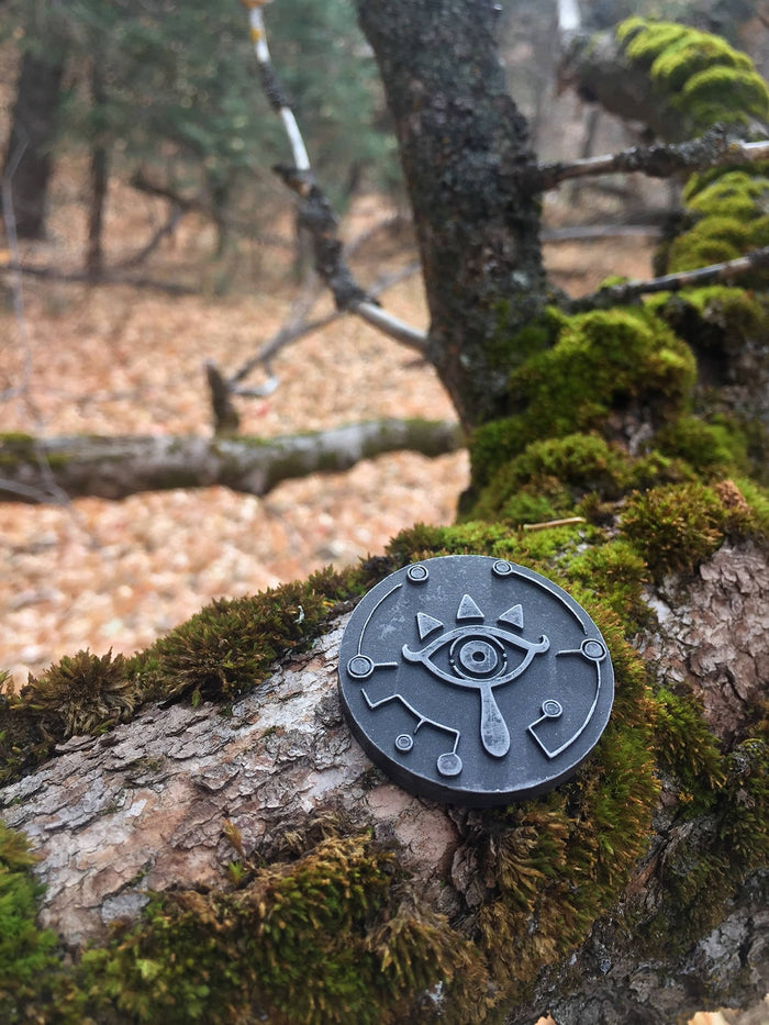 Zelda Sheikah Eye Legend of Zelda Breath of the Wild Necklace - Nintendo/Zelda Gift