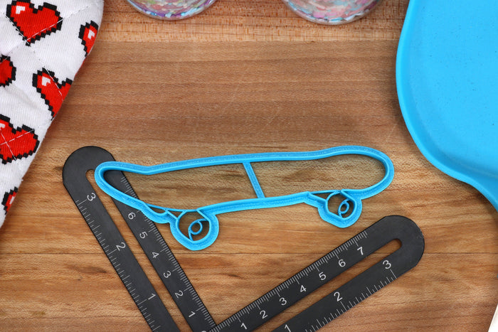 Skateboard Cookie Cutters - Skateboard Outline, Skateboarding Helmet, Kneepads, Ramps, Skull Deck - SkatingCookie Cutter
