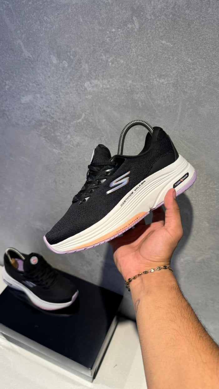 SKETCHERS HYPER NEGRO LILA