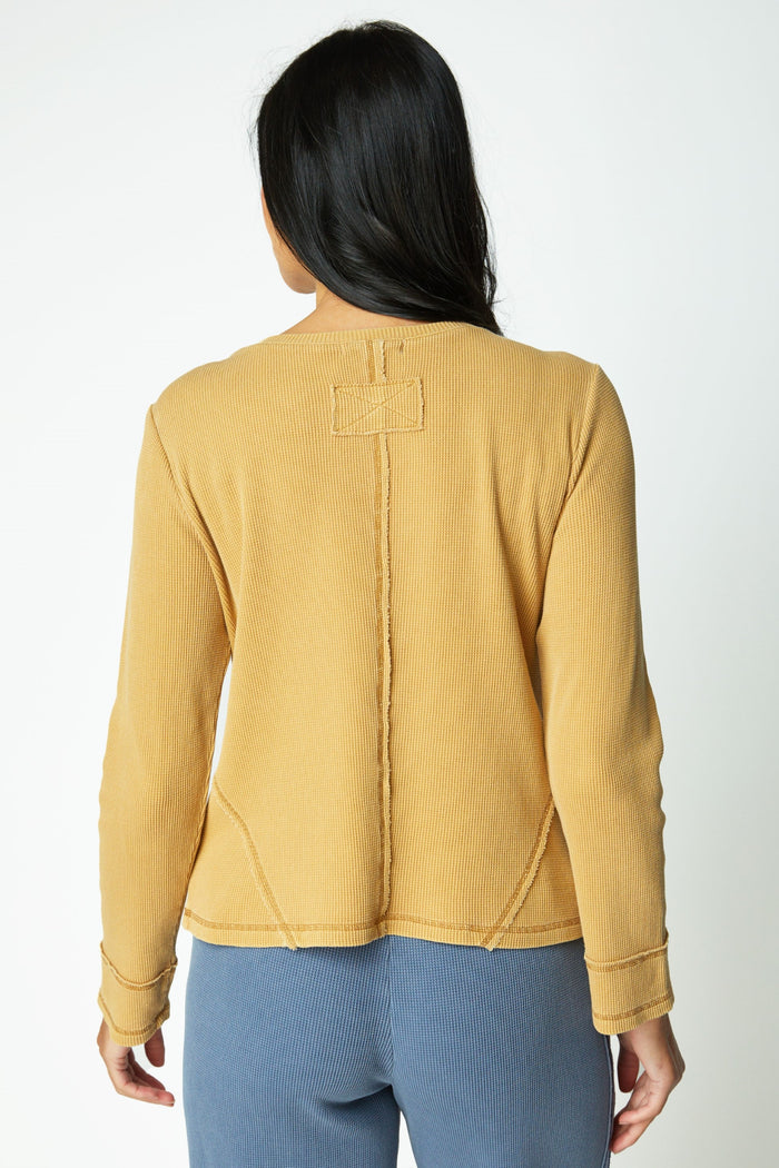 Soft Waffle Knit V-Neck Top - 26537 - Size L