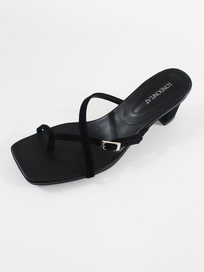 Strap Suede Sandals
