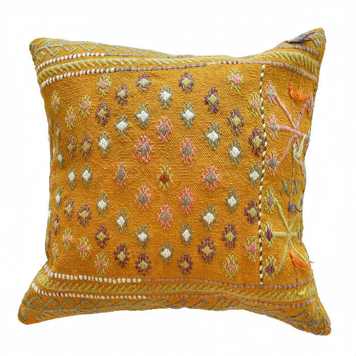 Tart Kilim Pillow (20x20)