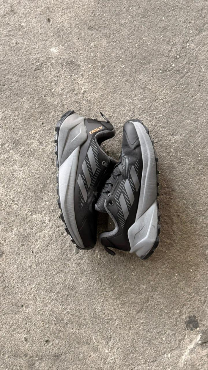ADIDAS TERREX 2025 NEGRO GRIS