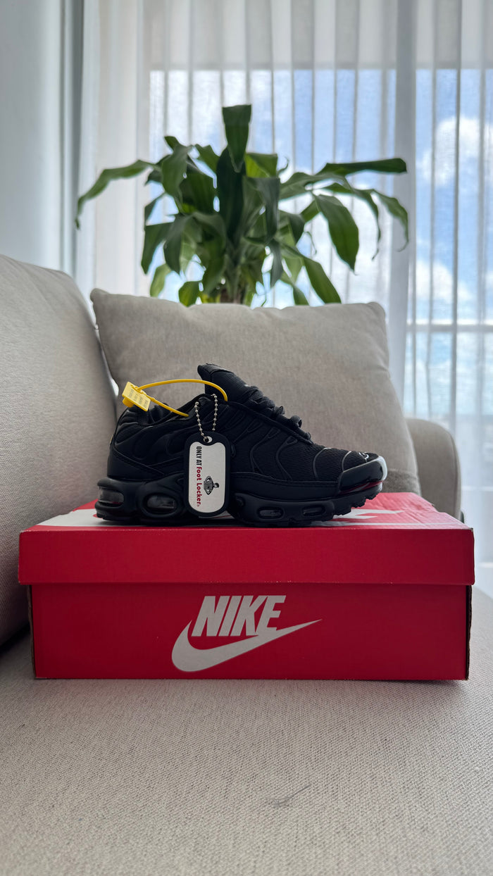 NIKE TN NEGRO NIÑO