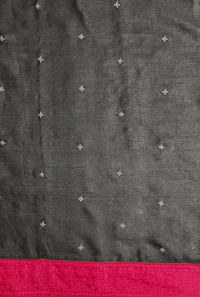Tushara kutch embroidered saree