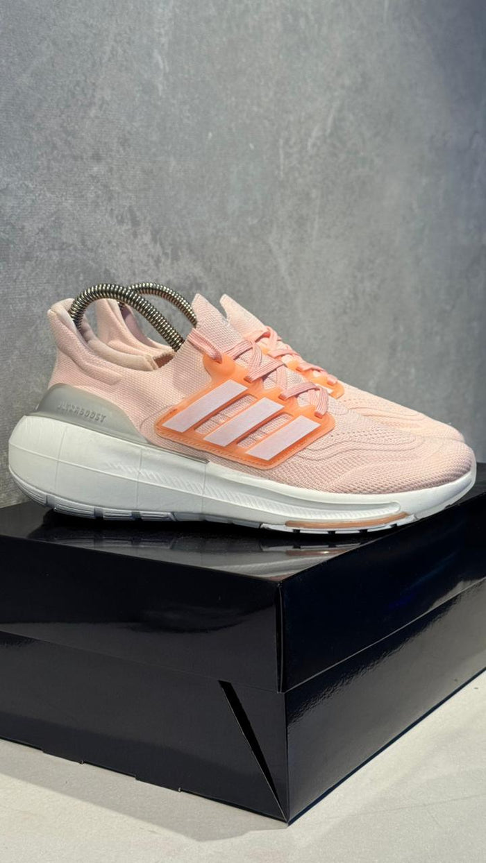 ADIDAS ULTRABOOST 21 ROSADO