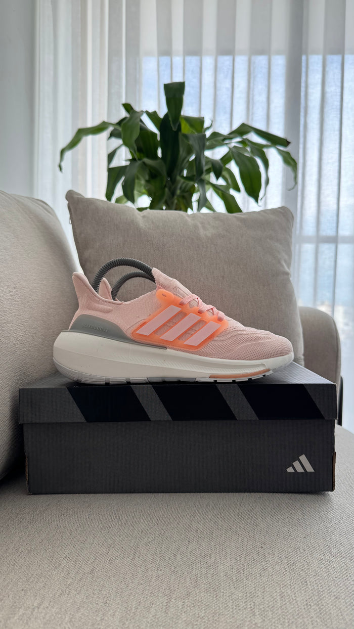 ADIDAS ULTRABOOST 21 ROSADO