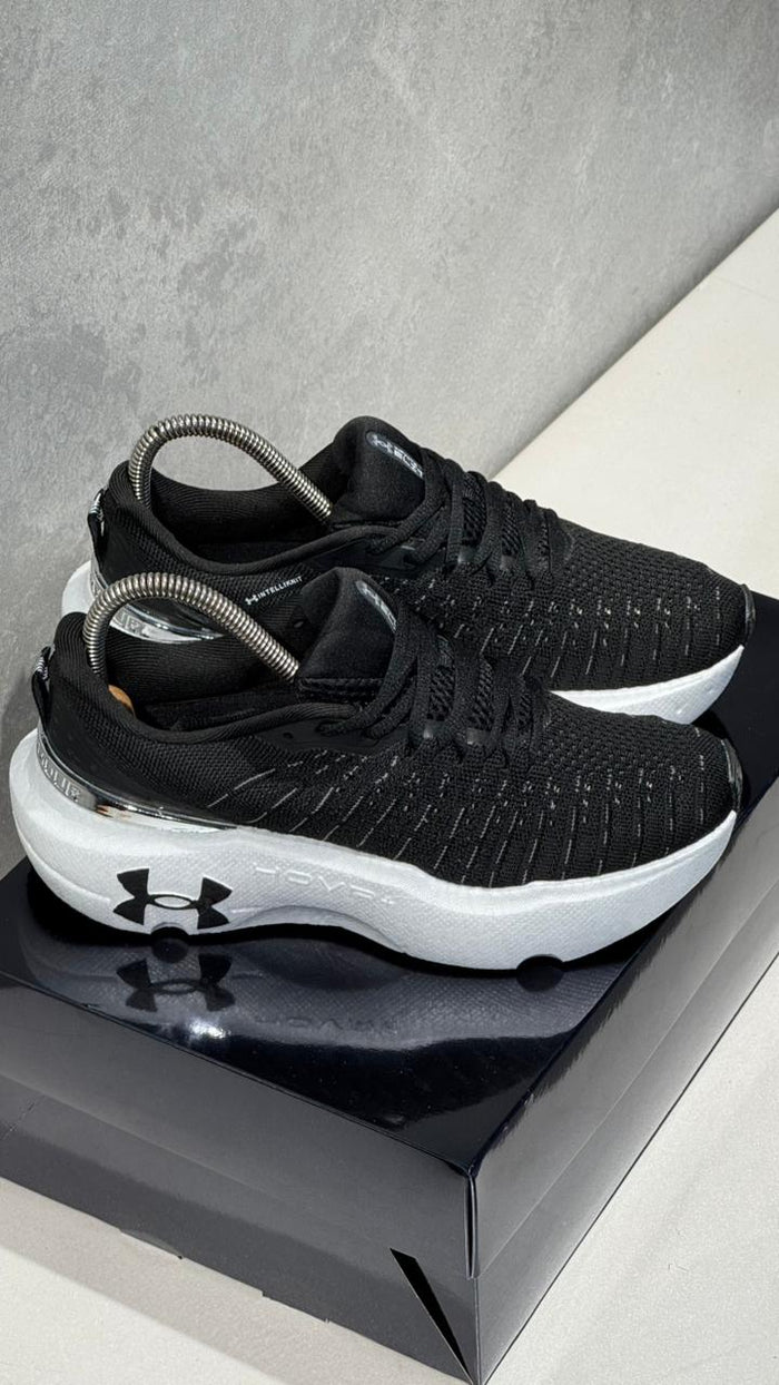 UNDER ARMOUR NEW NEGRO BLANCO