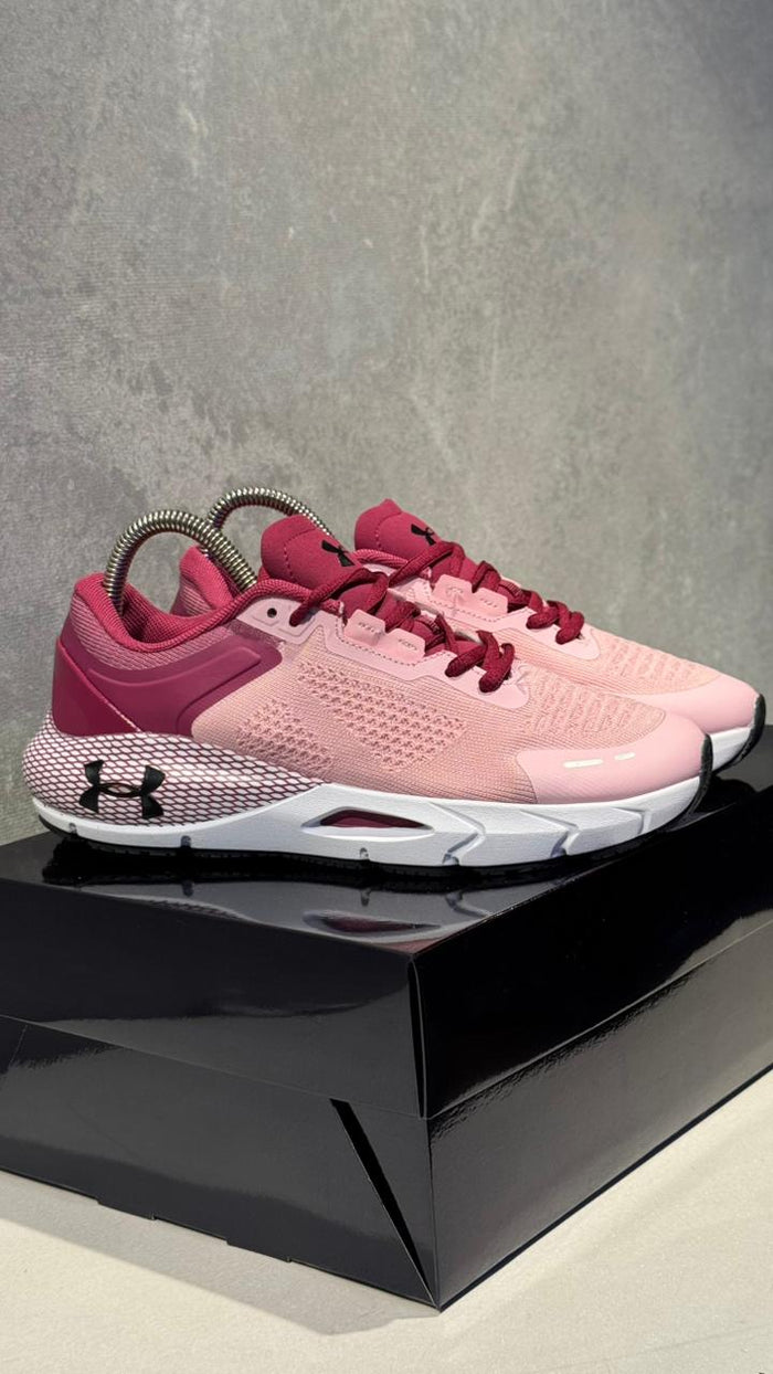UNDER ARMOUR TENIS ROSADO ROSA