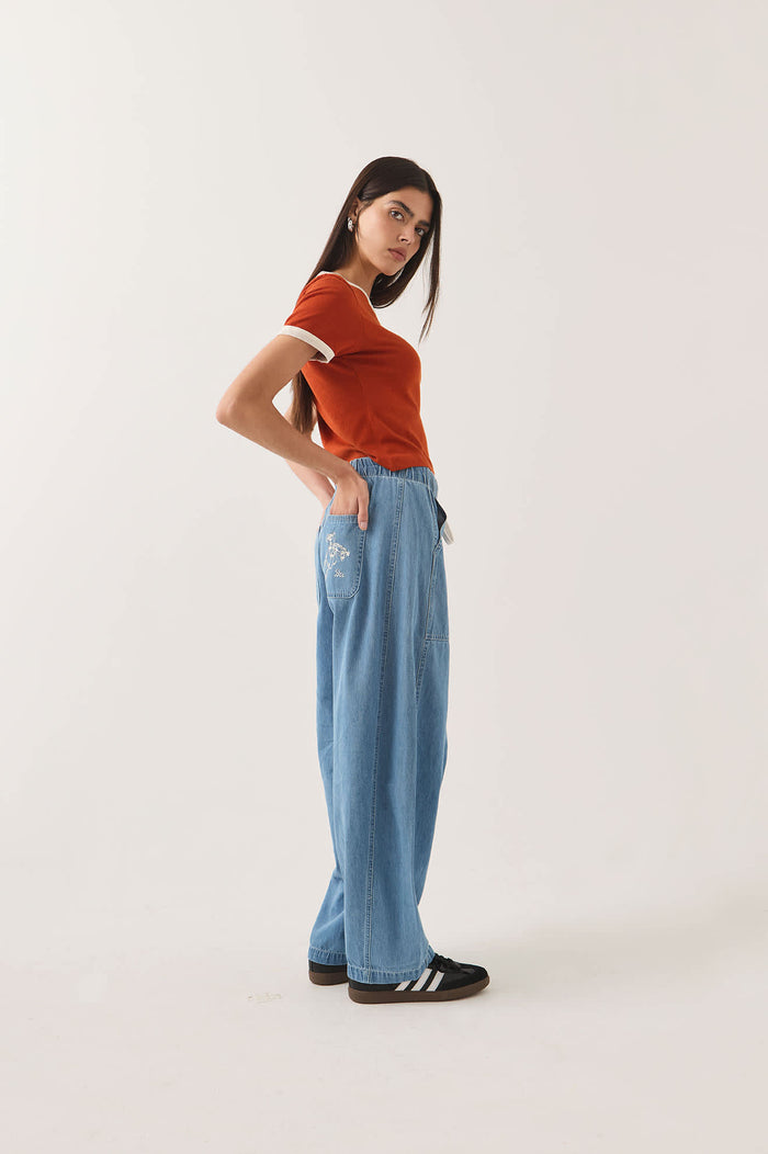 Women's Utility Everyday Barrel Pant in the color Light Stone Wash - Women's Side View