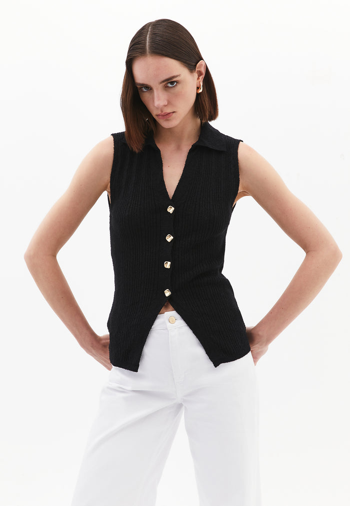 V Neck Boucle Vest - BLACK