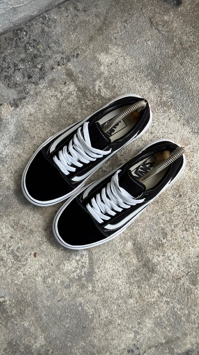 VANS CLASICA NEGRO BLANCO